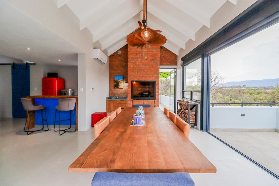 3 Bedroom Property for Sale in The Coves North West